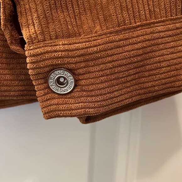 Jacket - Picture 4 of 5